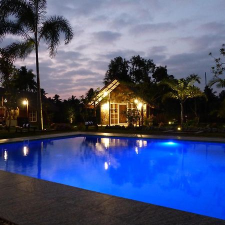 Coco Village Hotel Chilaw Eksteriør billede
