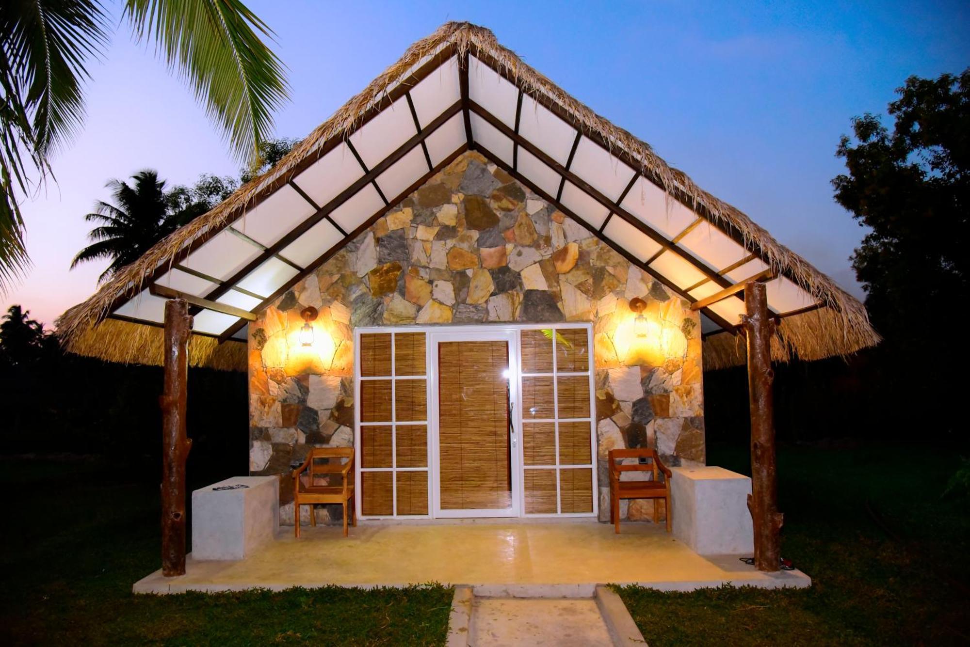 Coco Village Hotel Chilaw Eksteriør billede