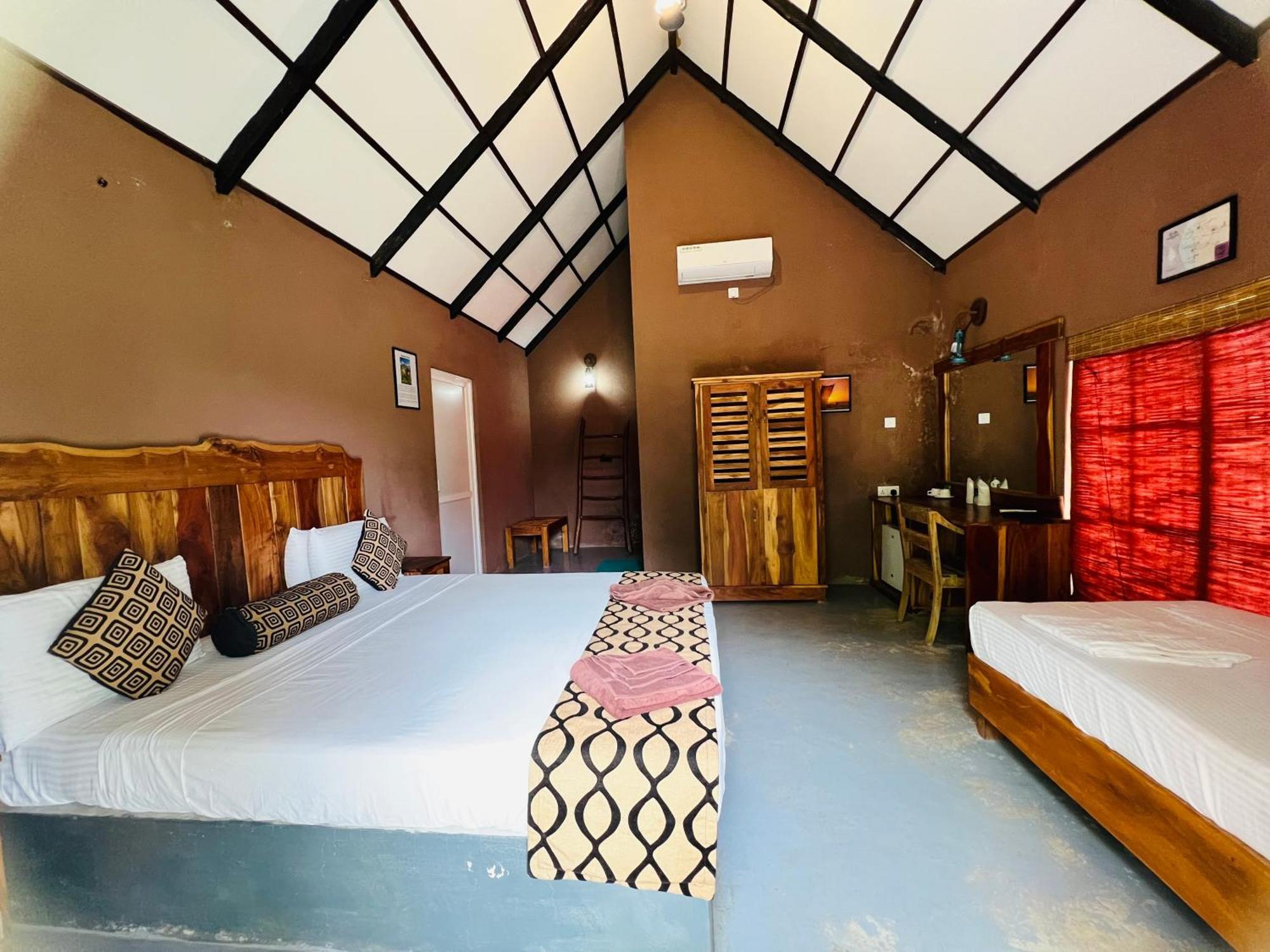 Coco Village Hotel Chilaw Eksteriør billede